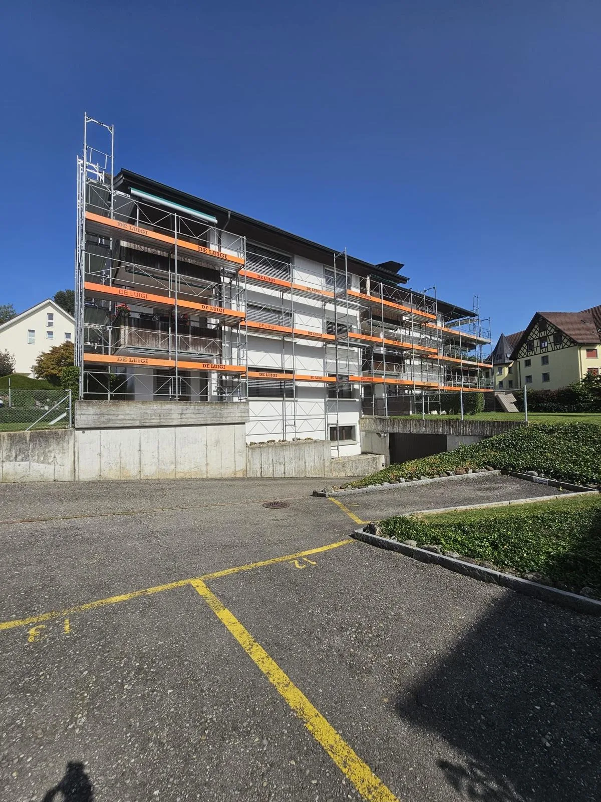 Fassadengerüst – MFH Kompletteinhausung